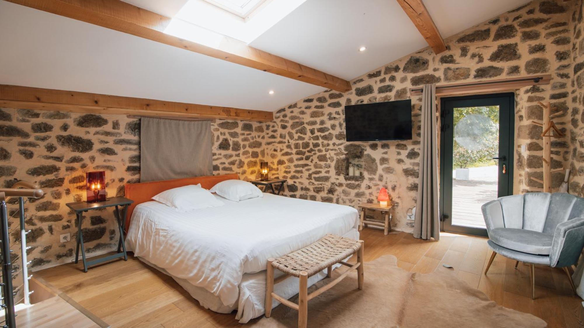 Hotel La Chomotte Saint-Alban-d'Ay Exterior foto