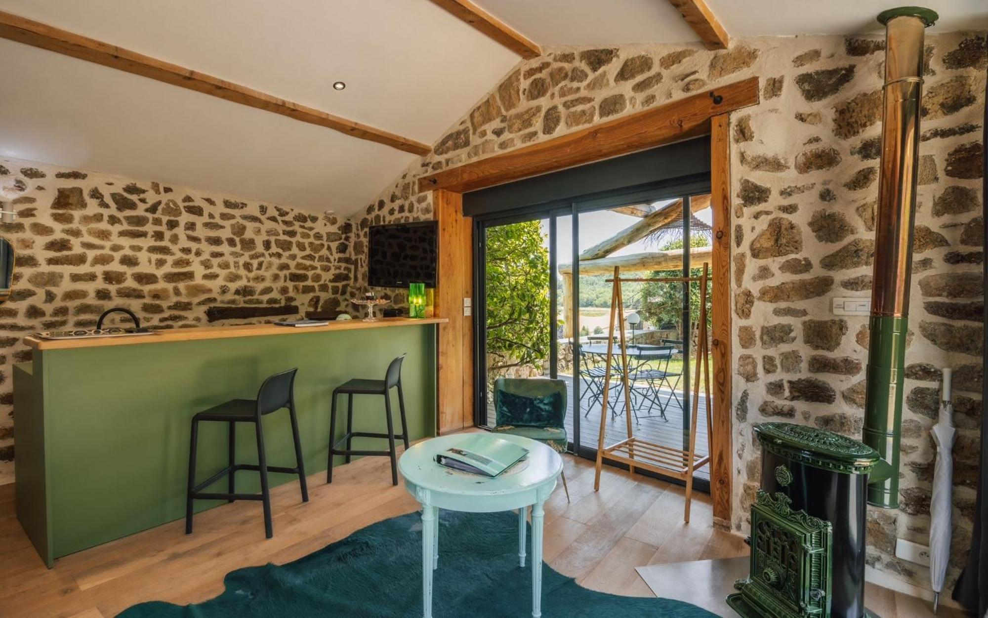 Hotel La Chomotte Saint-Alban-d'Ay Exterior foto
